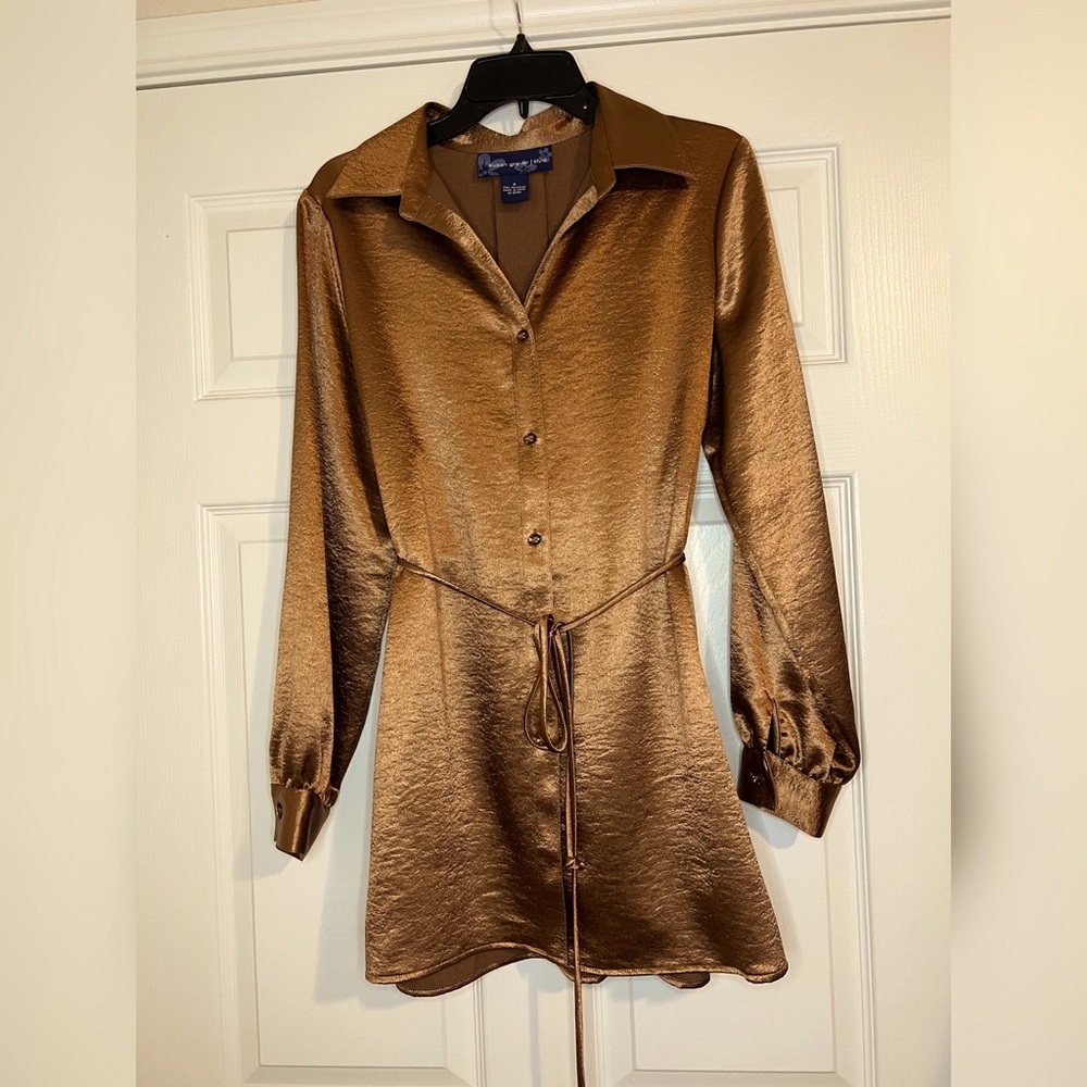 Susan Gracer Wrinkle-Free Tunic Satin Style Size S.